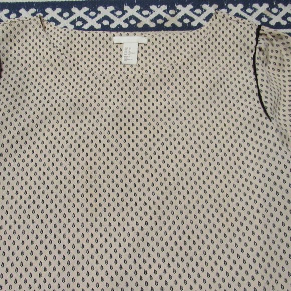 very nice blouse - Picture 3 of 5